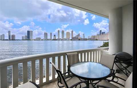 Island Blvd, Aventura, FL 33160