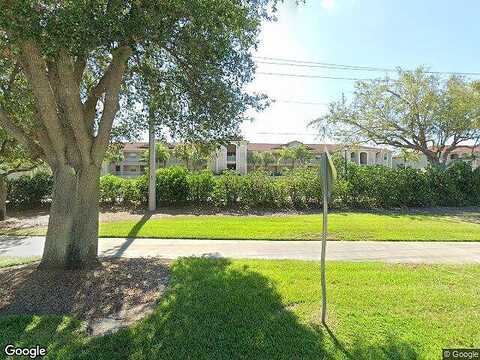 Cypress Trace Cir, Naples, FL 34119