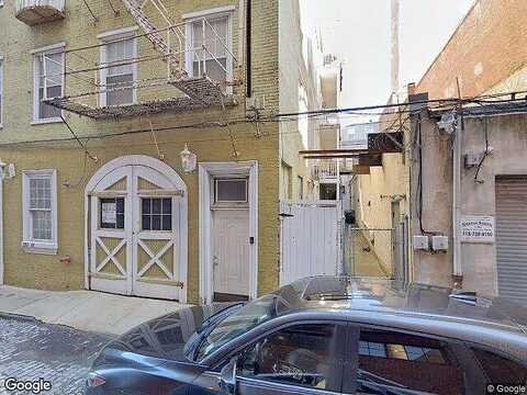 N Bread St, Philadelphia, PA 19106