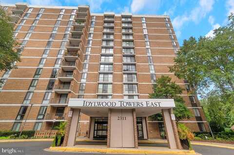 Pimmit Dr, Falls Church, VA 22043