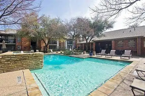 Roehampton Dr, Dallas, TX 75252