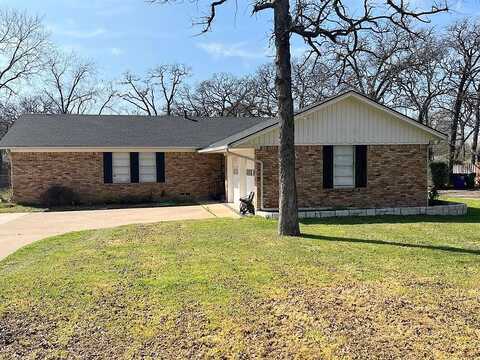 Bowen, PANTEGO, TX 76013