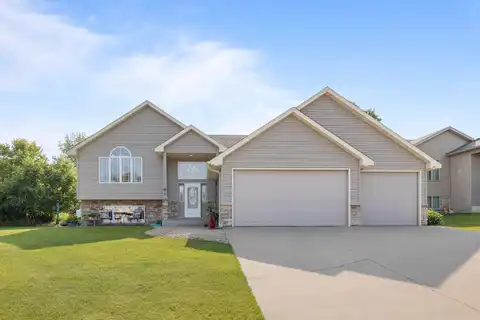 English, NEW PRAGUE, MN 56071