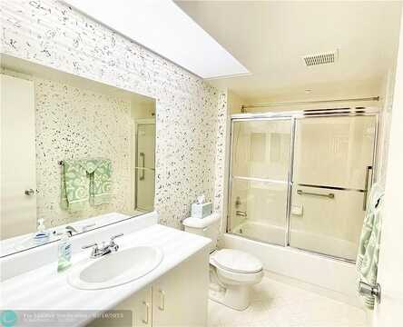 Sw 137Th Ave, Pembroke Pines, FL 33027