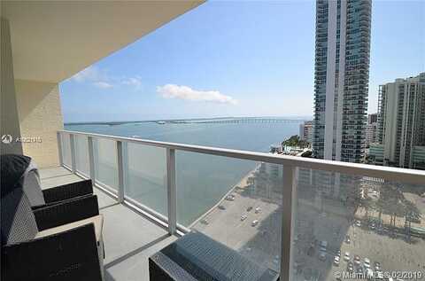 Brickell Bay Dr, Miami, FL 33131