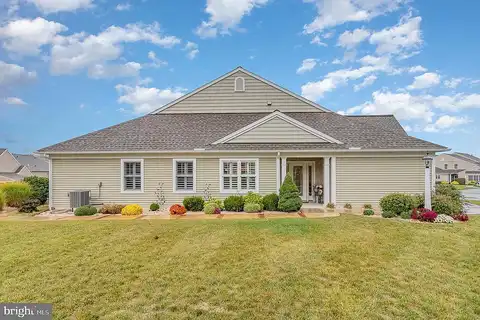 Villa, LEBANON, PA 17042