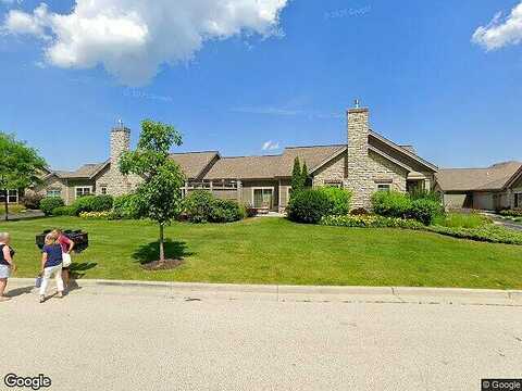 William, PEWAUKEE, WI 53072