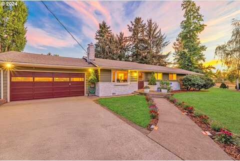 Spruce, PORTLAND, OR 97223