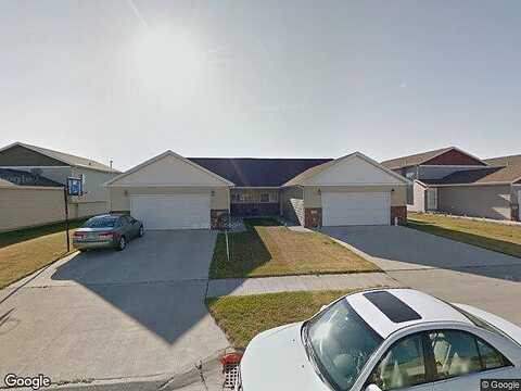 35Th, MOORHEAD, MN 56560