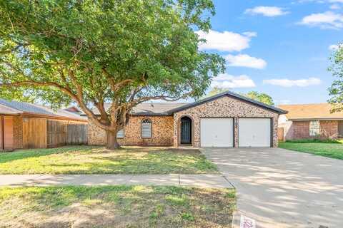 1St, LUBBOCK, TX 79416