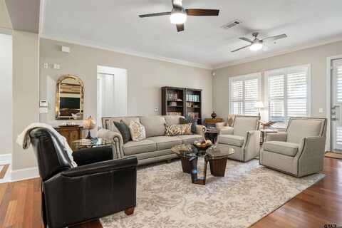Cascades, TYLER, TX 75709