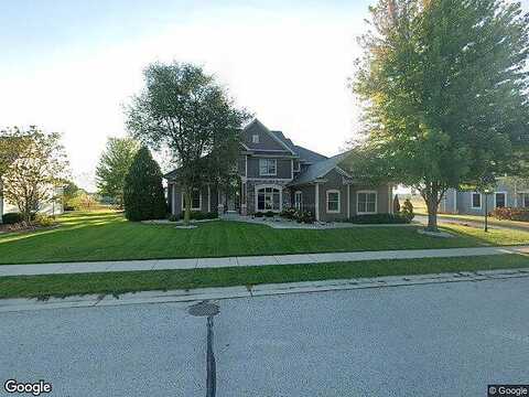 River Lakes, OCONOMOWOC, WI 53066