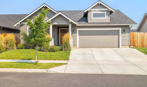 4Th, REDMOND, OR 97756