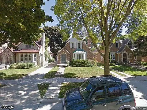 52Nd, MILWAUKEE, WI 53214