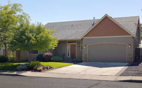 Teakwood, REDMOND, OR 97756