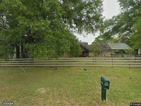 1St, SPLENDORA, TX 77372