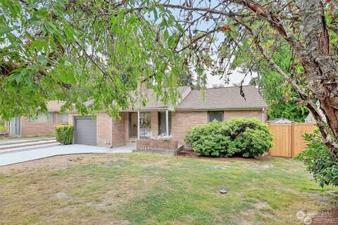 39Th, SEATTLE, WA 98125