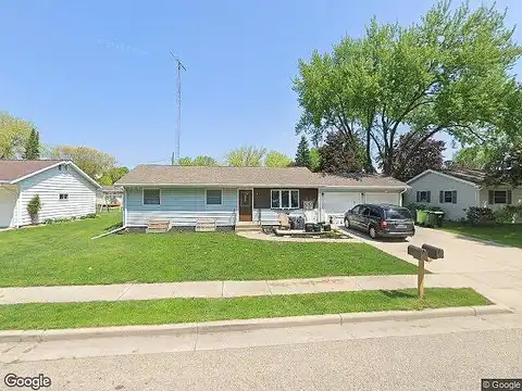 Maple, WAUPUN, WI 53963