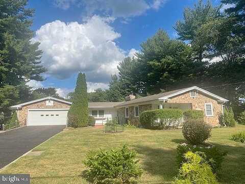 Chester, WEST CHESTER, PA 19382