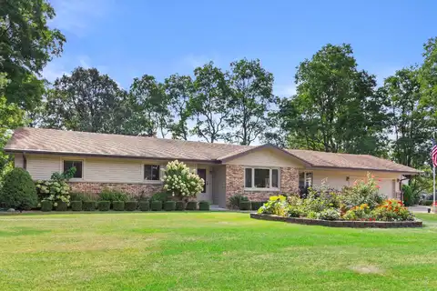 Black Oak, WAUKESHA, WI 53189