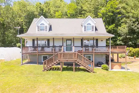 Stag, HILLSVILLE, VA 24343