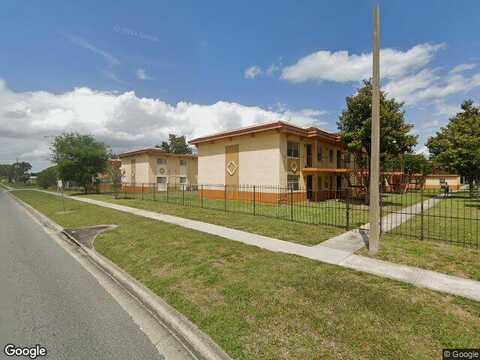 Wyman Ct, Orlando, FL 32809