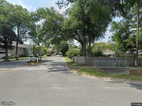 N 9Th Ave, Pensacola, FL 32504