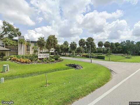 Winkler Rd, Fort Myers, FL 33919