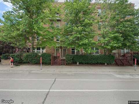 N 1St St, Minneapolis, MN 55401