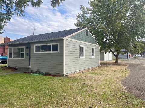 13Th, CLARKSTON, WA 99403