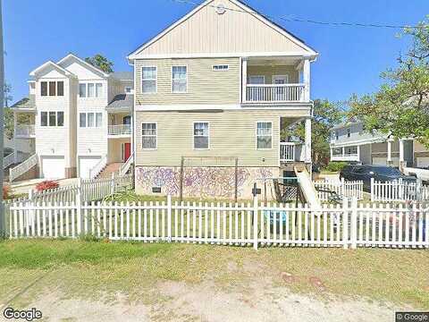 Pretty Lake Ave, Norfolk, VA 23518