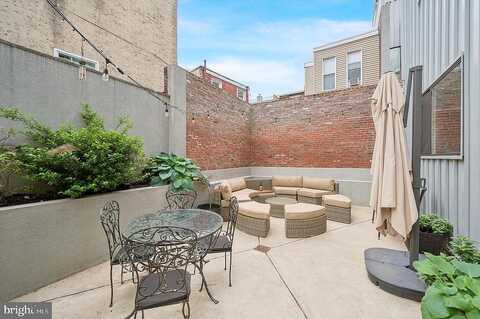 Reed St, Philadelphia, PA 19147
