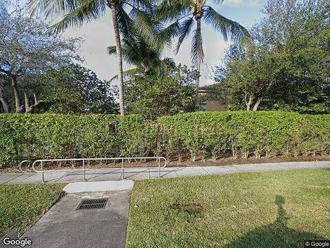 Crestwood Ter, Margate, FL 33063