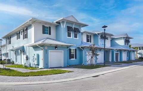 Coco Cay Cir, Bonita Springs, FL 34135