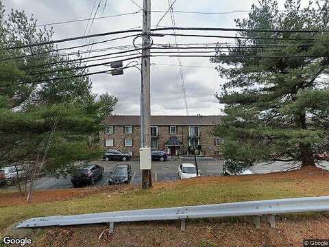 Coxcomb Hill Rd, New Kensington, PA 15068