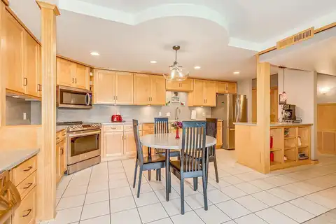 Midland Grove Rd, Roseville, MN 55113