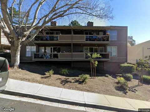 Ascot Dr, Moraga, CA 94556