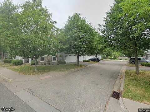 Woodlynn Ave, Maplewood, MN 55109