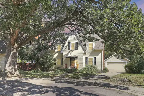 Burr Oak, DELAVAN, WI 53115