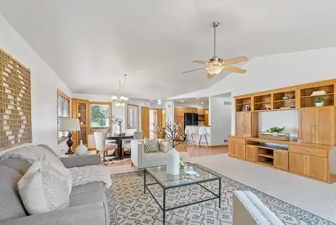 Trailview, WATERFORD, WI 53185