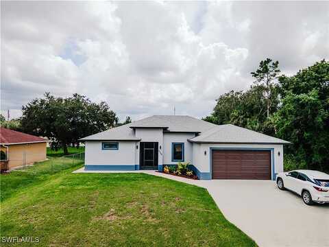 6Th, LEHIGH ACRES, FL 33971