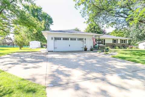 Lawraine, MARSHFIELD, WI 54449