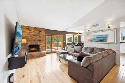 Essex, SAINT PAUL, MN 55124