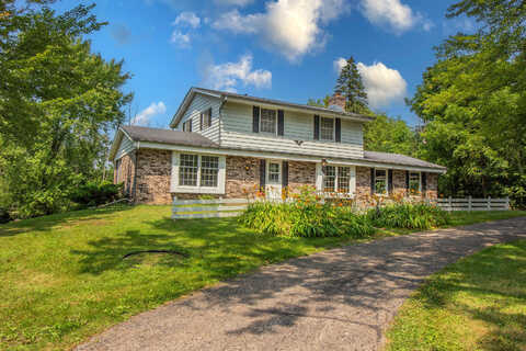 Heather, MEQUON, WI 53097