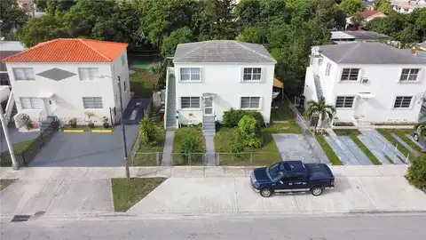 14Th, HIALEAH, FL 33010