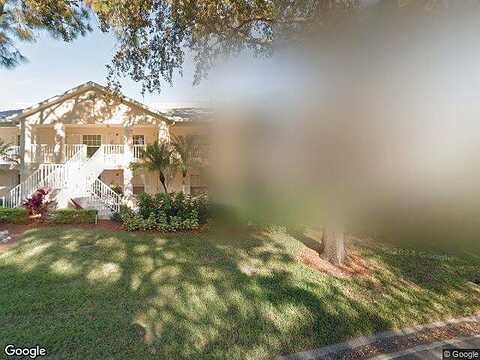 Wiggins Lake Dr, Naples, FL 34110