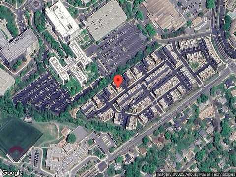 Backett Wood Ter, McLean, VA 22102