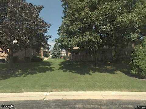 Cambridge Cir, Mount Pleasant, WI 53406
