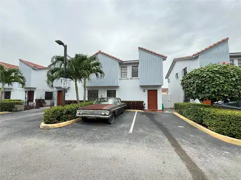 W 24Th Ct, Hialeah, FL 33016
