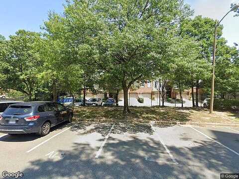 Longstreet Ln, Alexandria, VA 22311
